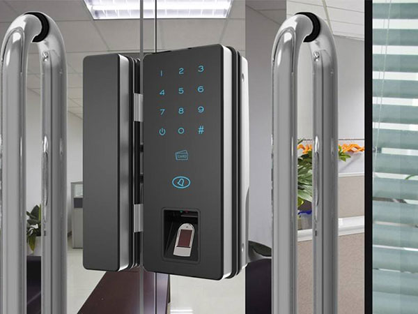 盘龙24小时上门开锁公司