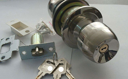 盘龙24小时上门开锁公司