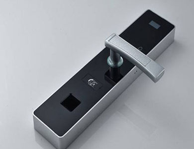 盘龙24小时上门开锁公司